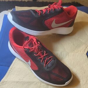 Nike Revolution Red and Black Athletic Sneakers Size 10.5 Men's NOW ONLY $35